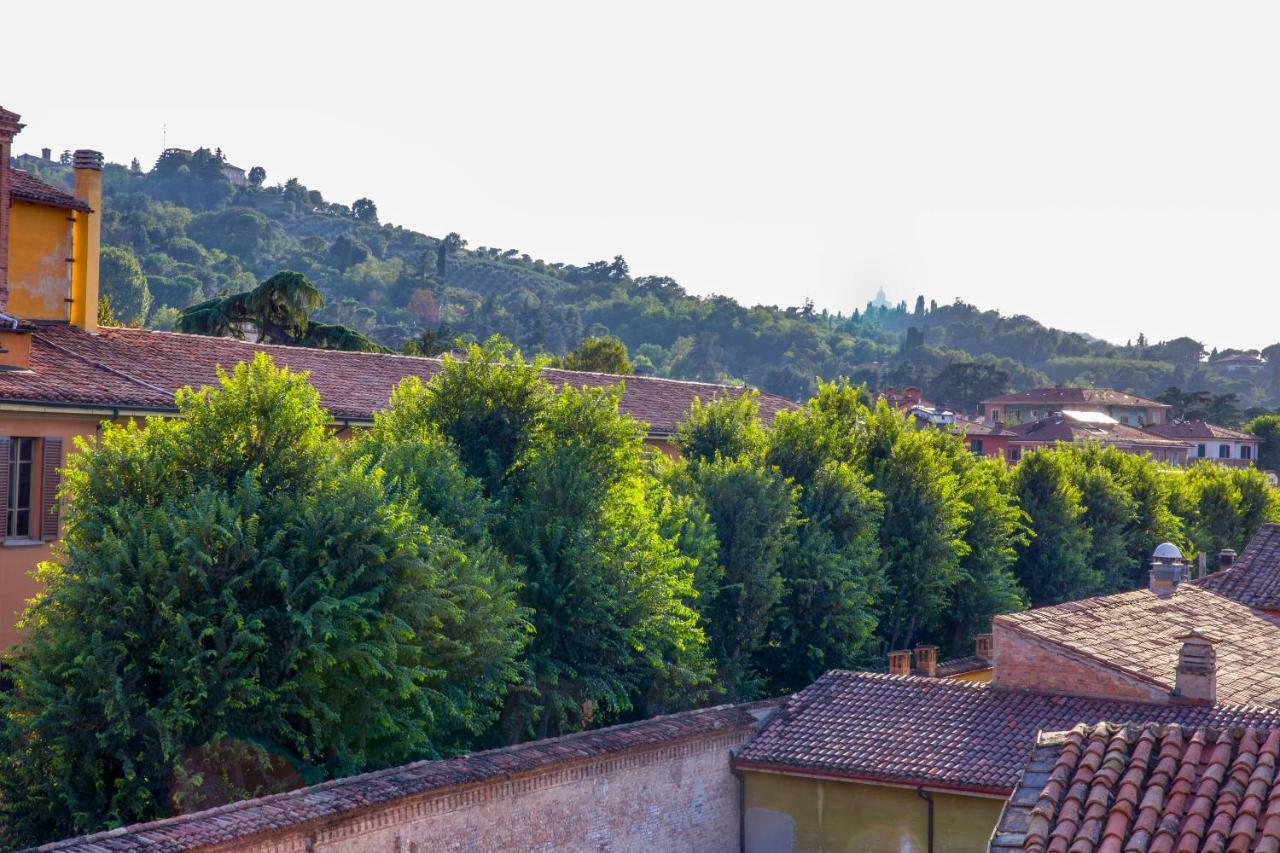 Attico Di Via D'Azeglio Bed & Breakfast Bologna Exterior photo
